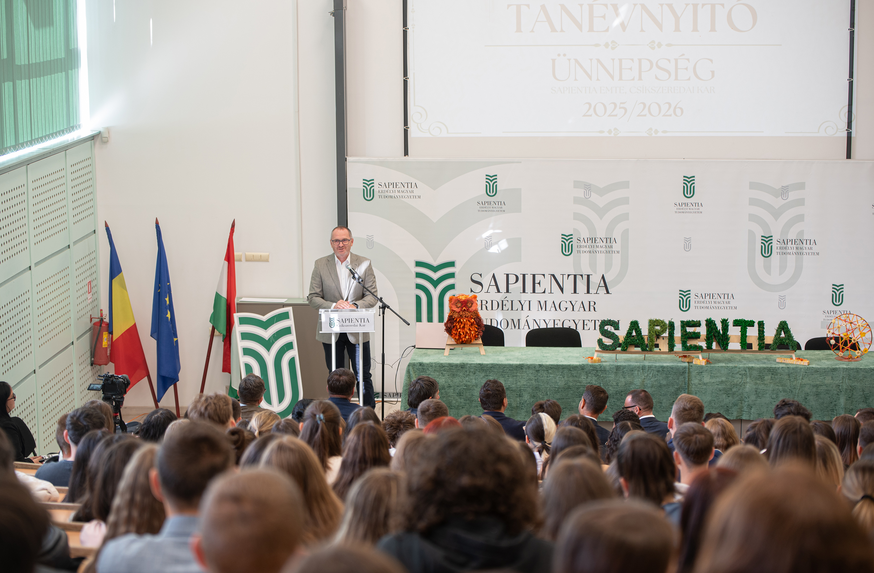 Küldetés: tudás, hit, közösség